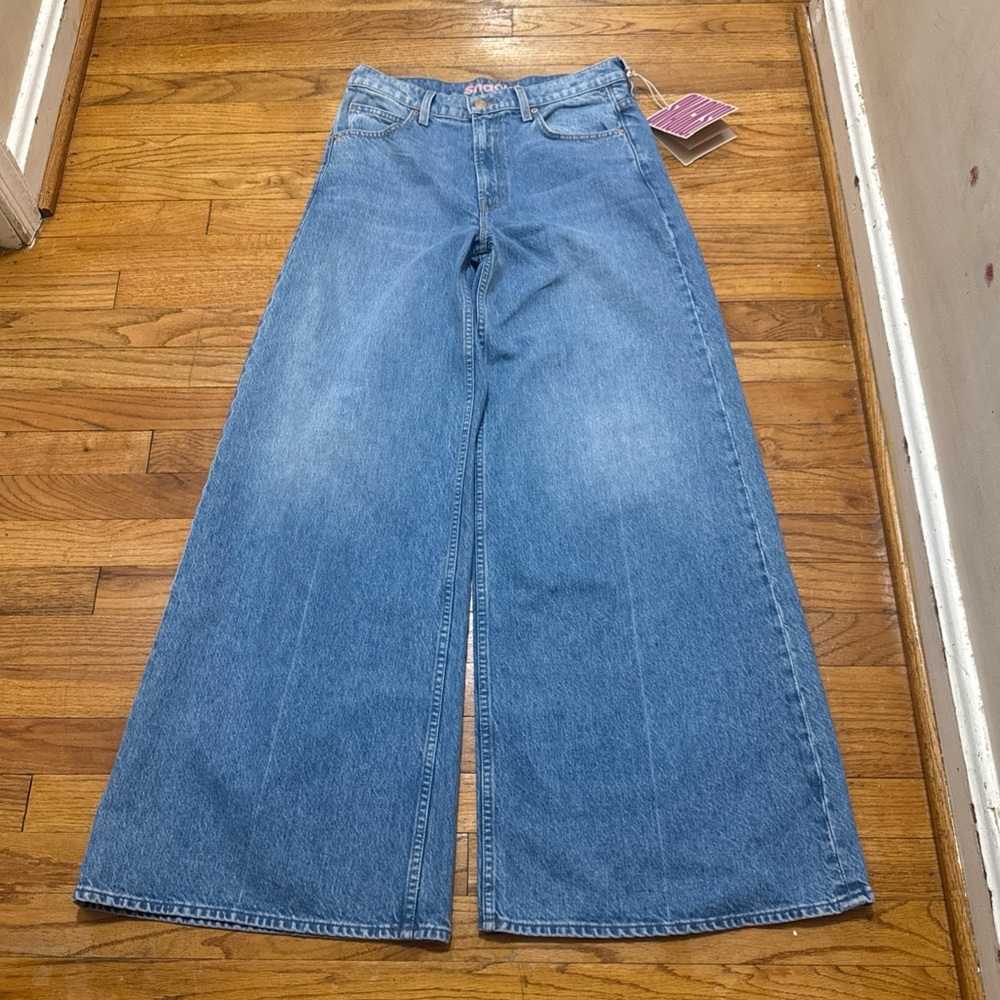 NWT Mother Snacks The Slung Sugar Cone Sneak Wide Leg Jeans All You Can Eat 29